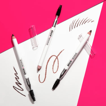 wet n wild Brow-Sessive Brow Pencil 9g- Dark Brown, Dual-Ended Eyebrow Pencil with Spoolie Brush for Thin and Thick Eyebrows, Natural Look Formula, Buildable Color Definition